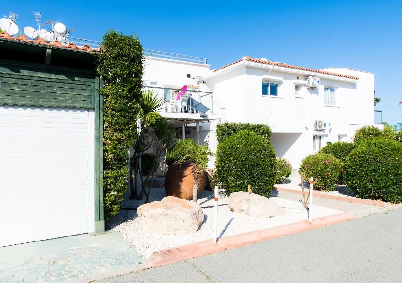 Kypkeys Apartments Voroklini Cyprus